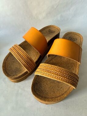 Reef Cushion Vista Hi Wedge Sandal natural light brown